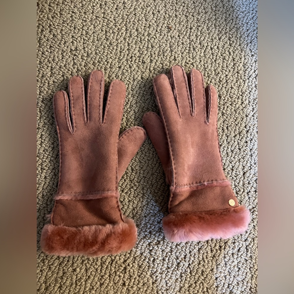 Ugg Genuine Shearling Tech Screen Compatible Glov… - image 1